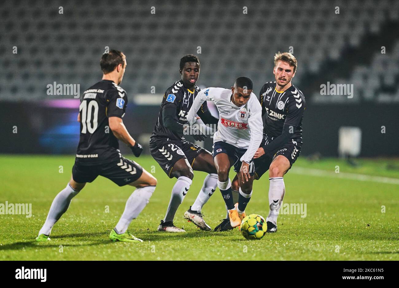 Geschenk-Links von Aarhus GF während des Dänischen Pokalspiel zwischen Aarhus GF und AC Horsens im Aarhus Stadium, Aarhus, Dänemark am 16. Dezember 2020. (Foto von Ulrik Pedersen/NurPhoto) Stockfoto