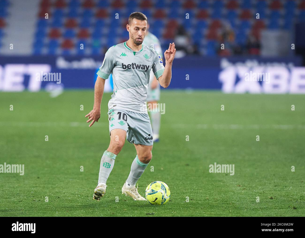 Sergio Canales von Real Betis während der La Liga Santander mach zwischen Levante und Real Betis im Estadio Ciutat de Valencia am 29. Dezember 2020 in Valencia, Spanien (Foto: Maria Jose Segovia/NurPhoto) Stockfoto