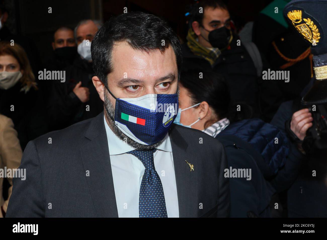 Matteo Salvini wird in der Trauerkammer des Palazzo reale von Marco Formentini, dem ehemaligen Bürgermeister von Mailand, gesehen, der am 2. Januar 2020 starb. Mailand, Italien 4. Januar 2021 (Foto von Mairo Cinquetti/NurPhoto) Stockfoto