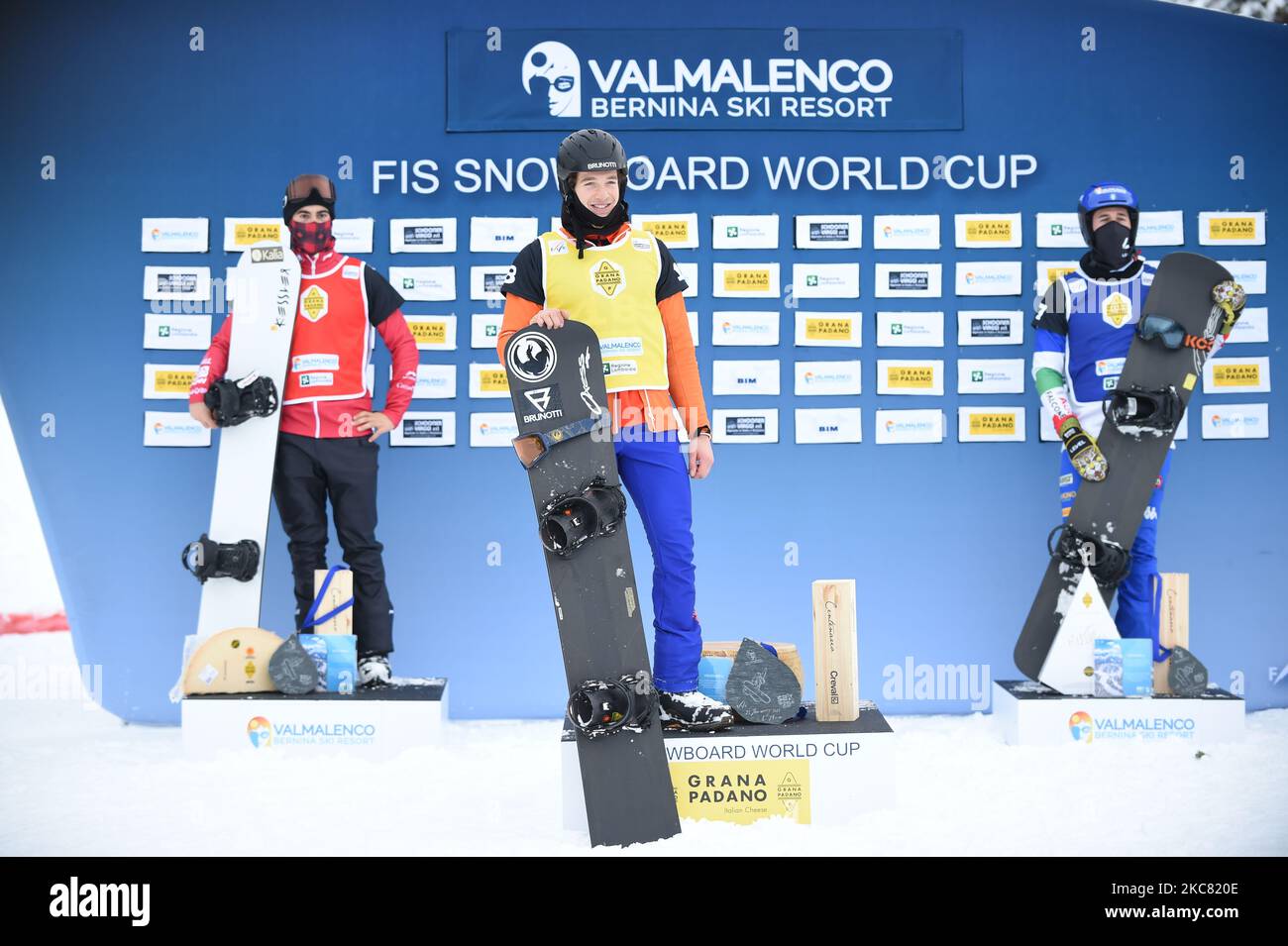 Glenn De Blois gewinnt das Finale des ersten Turn der Snowboard Cross (SBX) Weltmeisterschaft in Chiesa in Valmalenco, Sondrio, Italien, 22. Januar 2021 (Foto: Andrea Diodato/NurPhoto) Stockfoto