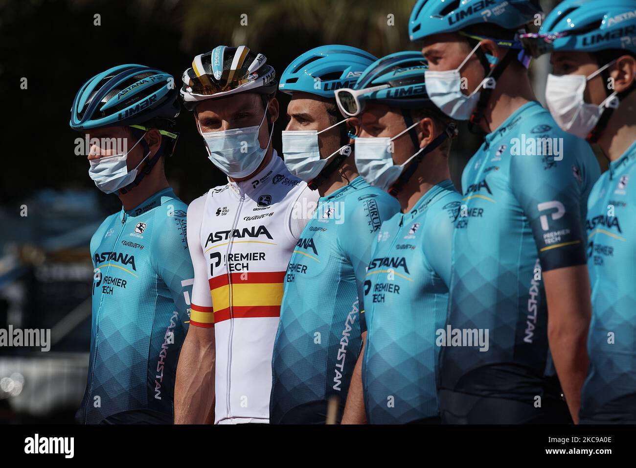 Luis Leon Sanchez aus Spanien und Astana-Premier Tech mit seinen Teamkollegen während der 34. Clasica de Almeria 2021 am 14. Februar 2021 in Roquetas de Mar, Spanien. (Foto von Jose Breton/Pics Action/NurPhoto) Stockfoto