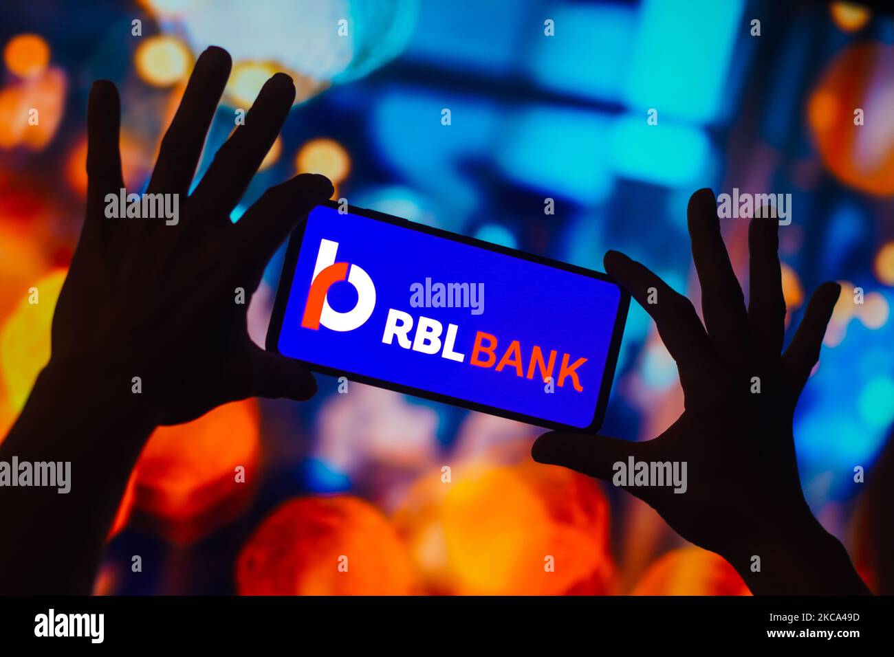 Brasilien. 4.. November 2022. In dieser Abbildung wird das Logo der RBL Bank auf einem Smartphone-Bildschirm angezeigt. (Bild: © Rafael Henrique/SOPA Images via ZUMA Press Wire) Stockfoto