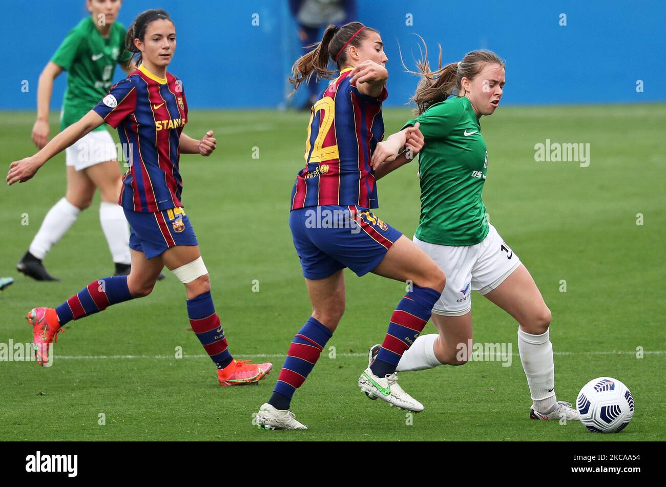 Emma Snerle und Patricia Guijarro während des Spiels zwischen dem FC Barcelona und Fortuna Hjorring, das der ersten Etappe des Finales 1/8 der UEFA Champions League der Frauen entspricht, die am 03.. März 2021 im Johan Cruyff Stadium in Barcelona, Spanien, gespielt wurde. -- (Foto von Urbanandsport/NurPhoto) Stockfoto