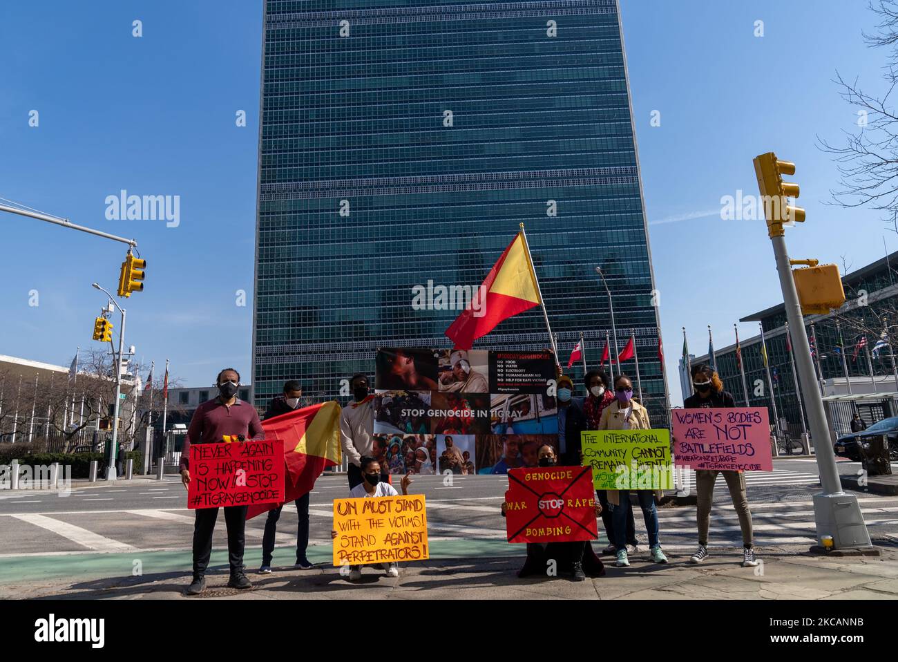 Demonstranten, die Tigray unterstützen, werden am 11. März 2021 vor dem UN-Hauptquartier in New York City gesehen. Der äthiopische Staatschef steht unter starkem Druck, den Tigray-Krieg zu beenden. (Foto von John Nacion/NurPhoto) Stockfoto