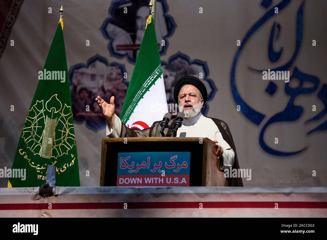 Teheran, Iran. 4.. November 2022. Der iranische Präsident Ebrahim Raisi spricht bei einer 