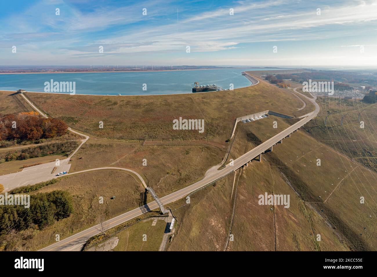 Ludington, Michigan - das obere Reservoir des Pumpspeicherkraftwerks von Consumers Energy am Lake Michigan. Der obere Behälter beträgt 363 Fuß A Stockfoto