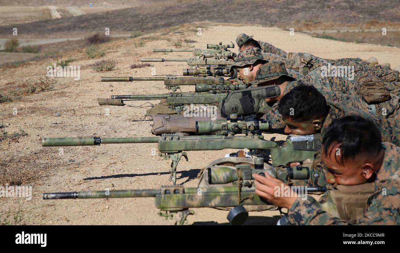 US-Marineinfanteristen nehmen am Sniper-Kurs vor dem Scout im Camp Pendleton California Teil. Stockfoto
