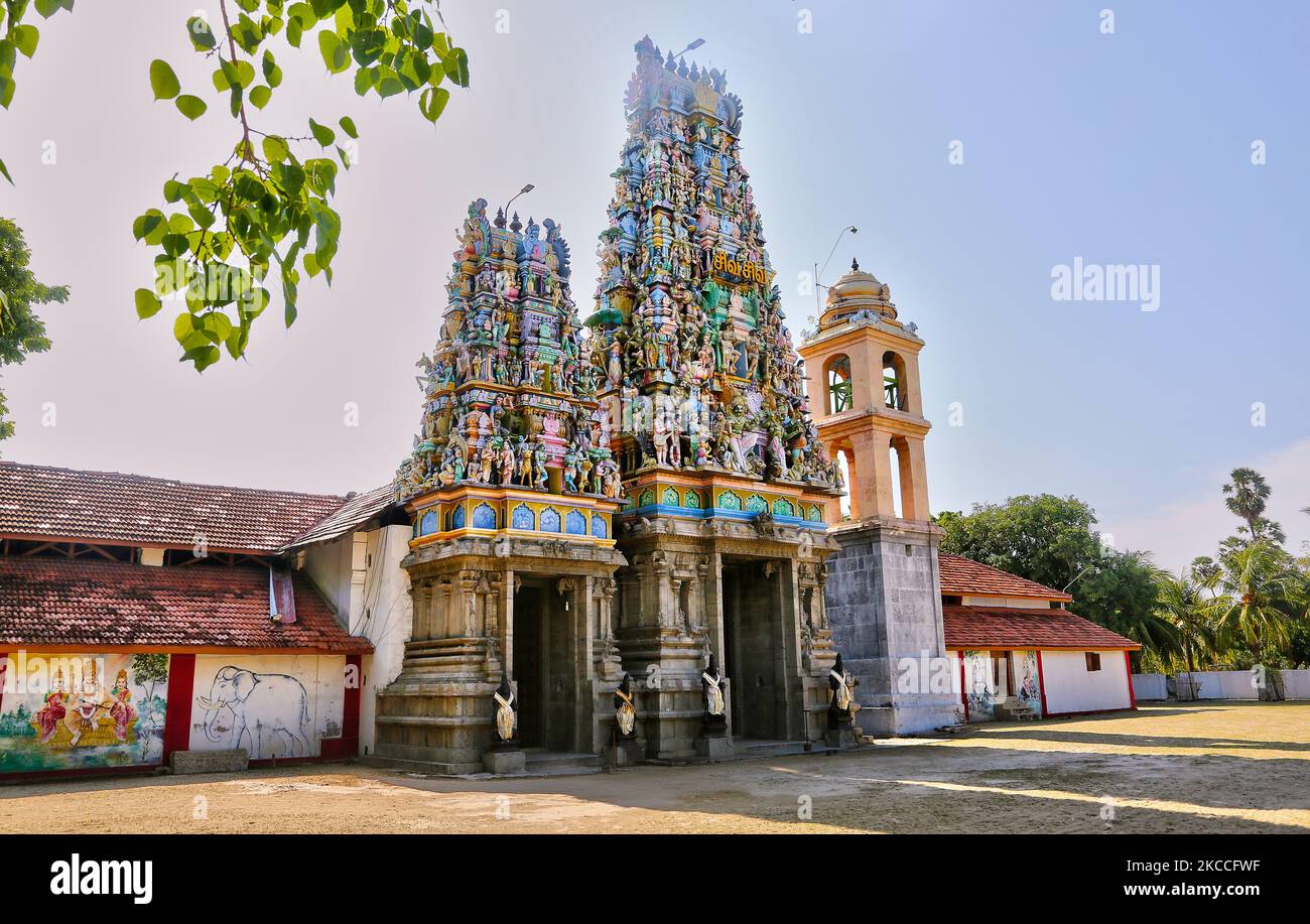 Karainagar Sivan Tempel (Eezhathu Chidambaram) in Karainagar, Sri Lanka. Dieser alte Tempel befindet sich an der Nordspitze der Insel Karainagar, vor der Jaffna-Küste. (Foto von Creative Touch Imaging Ltd./NurPhoto) Stockfoto