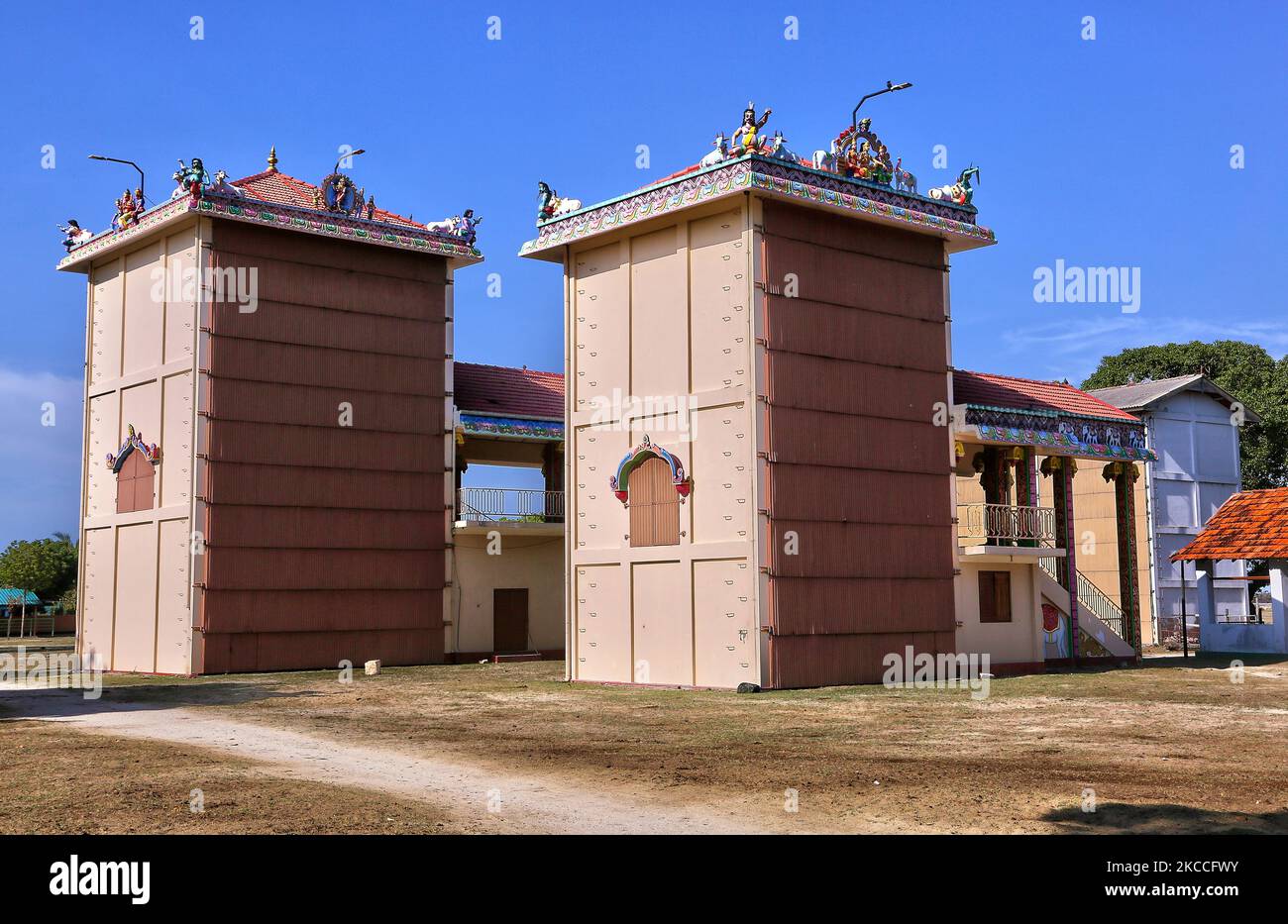 Chariot Gebäude am Karainagar Sivan Tempel (Eezhathu Chidambaram) in Karainagar, Sri Lanka. Dieser alte Tempel befindet sich an der Nordspitze der Insel Karainagar, vor der Jaffna-Küste. (Foto von Creative Touch Imaging Ltd./NurPhoto) Stockfoto