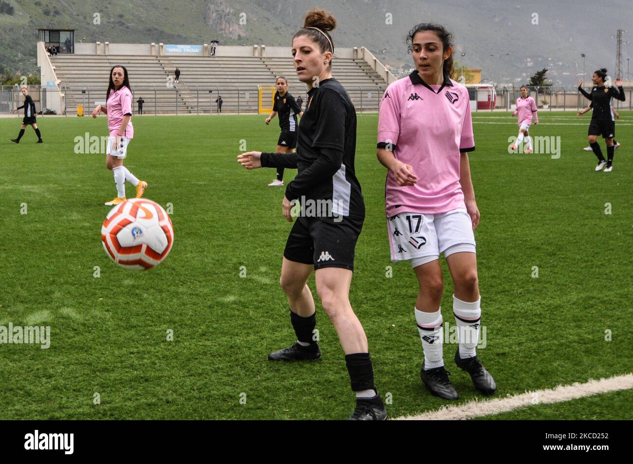 Res roma frauen -Fotos und -Bildmaterial in hoher Auflösung – Alamy