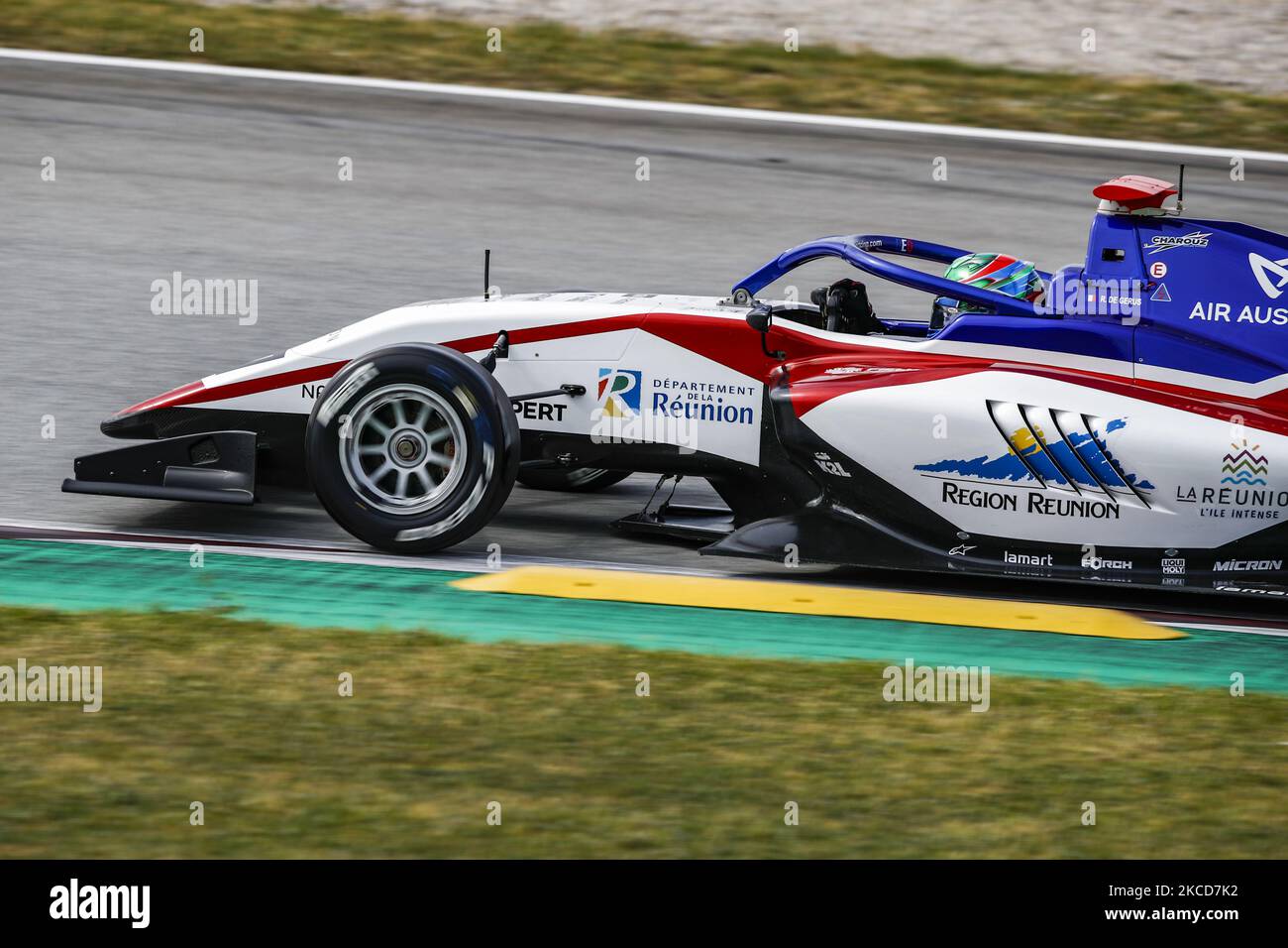 31 Reshad de Gerus aus Frankreich von Charouz Racing System, Aktion am zweiten Tag des Formel-3-Tests auf dem Circuit de Barcelona - Catalunya am 21. April 2021 in Montmelo, Spanien. (Foto von Xavier Bonilla/NurPhoto) Stockfoto