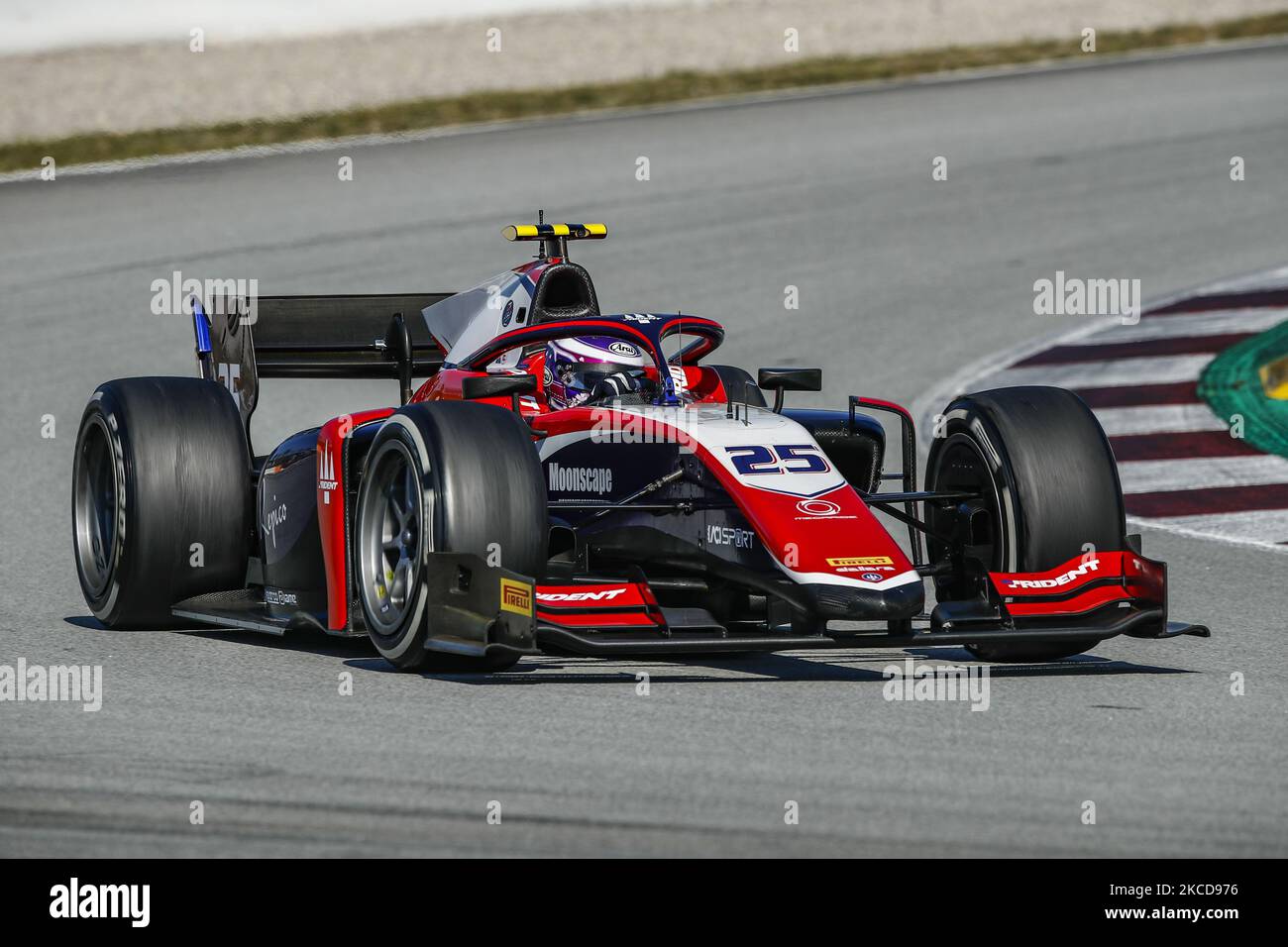 25 Marino Sato aus Japan von Trident, Aktion am ersten Tag des FIA Formel 2 Testens auf dem Circuit de Barcelona - Catalunya am 23. April 2021 in Montmelo, Spanien. (Foto von Xavier Bonilla/NurPhoto) Stockfoto