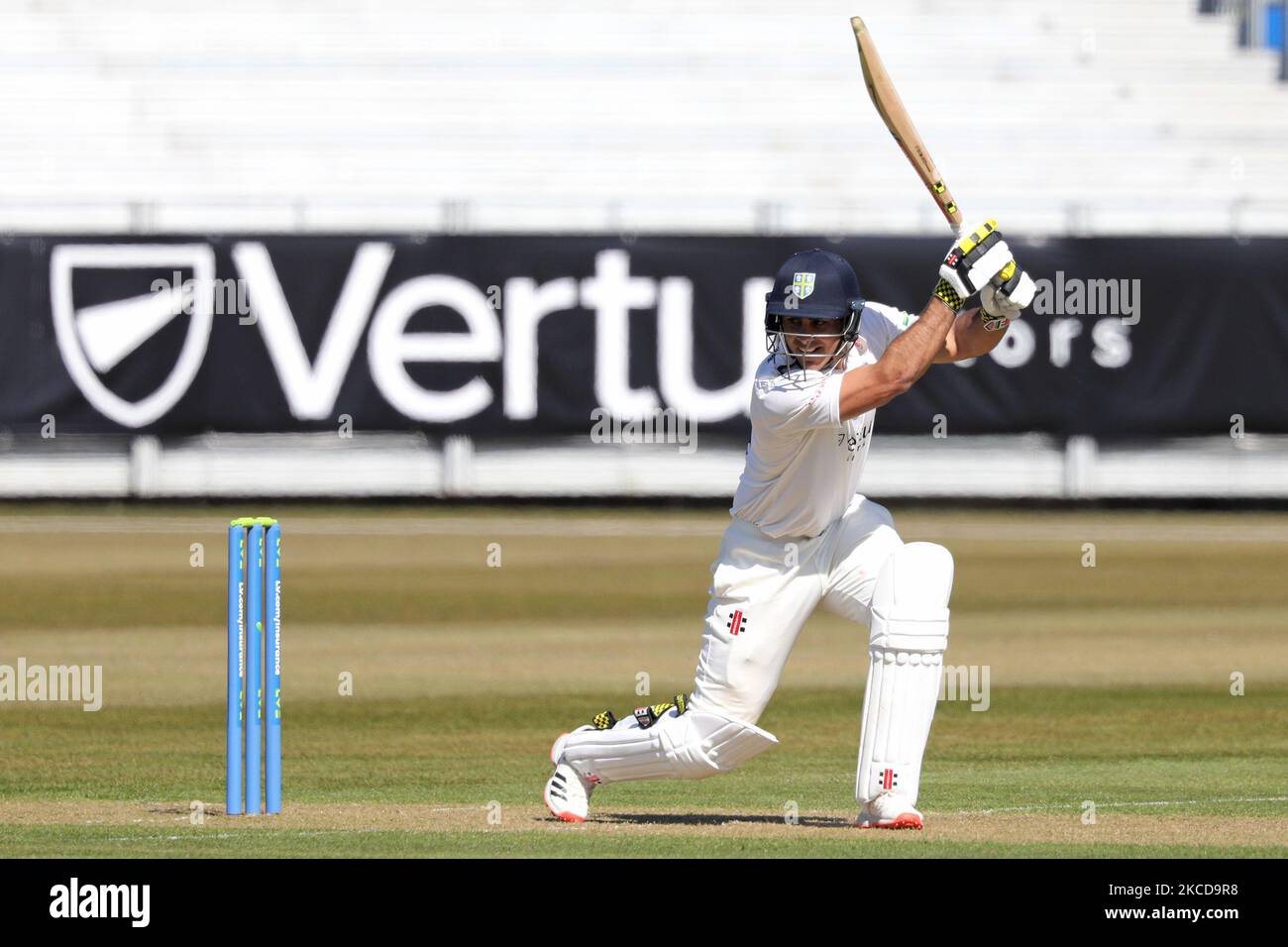David Bedingham von Durham im Batting Action während des LV= Insurance County Championship-Spiels zwischen Durham County Cricket Club und Derbyshire County Cricket Club in Emirates Riverside, Chester le Street am Donnerstag, 22.. April 2021. (Foto von Robert Smith/MI News/NurPhoto) Stockfoto