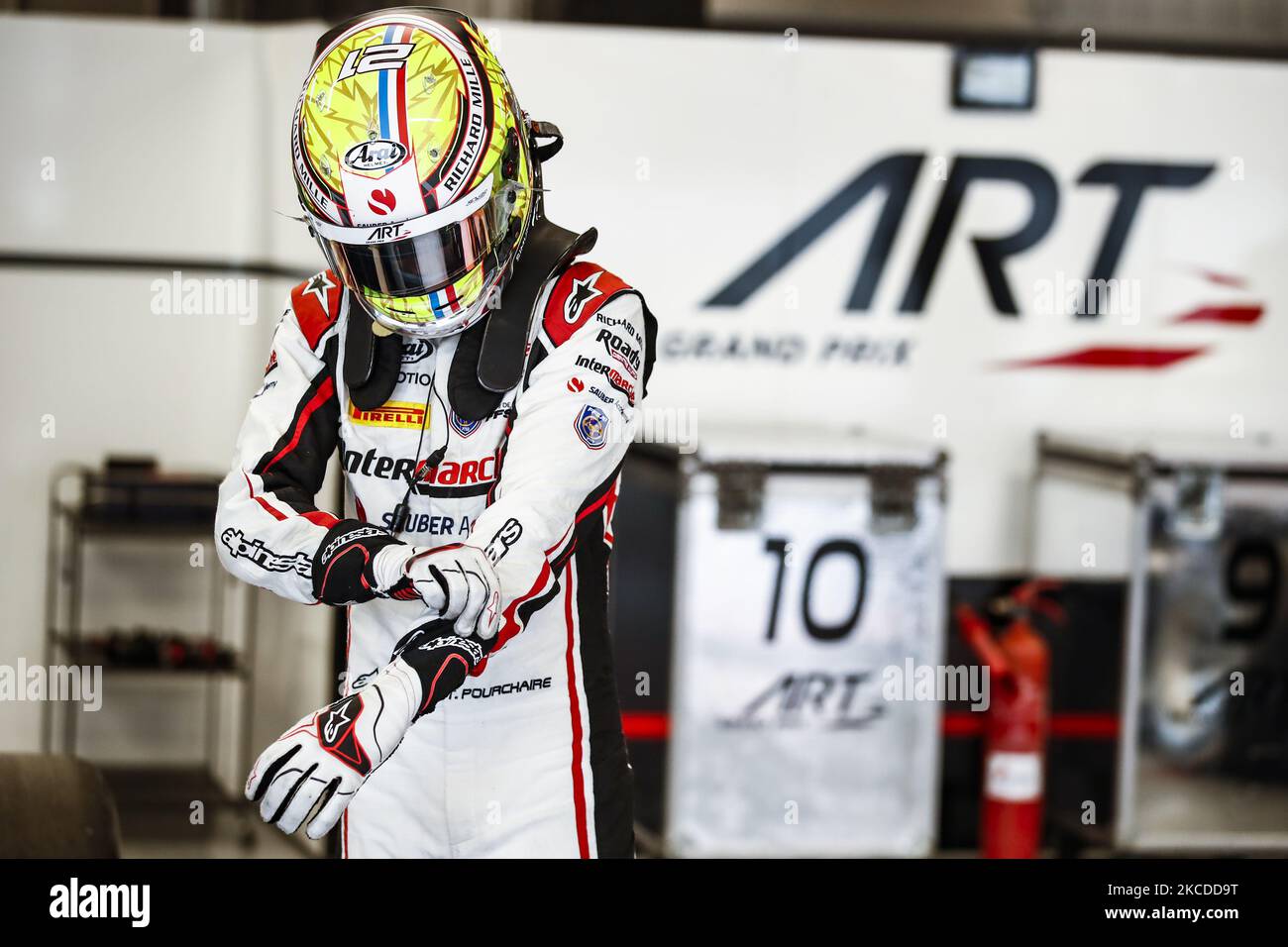 Theo Pourchaire aus Frankreich von ART Grand Prix, Portrait am dritten Tag des FIA Formel 2 Tests auf dem Circuit de Barcelona - Catalunya am 25. April 2021 in Montmelo, Spanien. (Foto von Xavier Bonilla/NurPhoto) Stockfoto