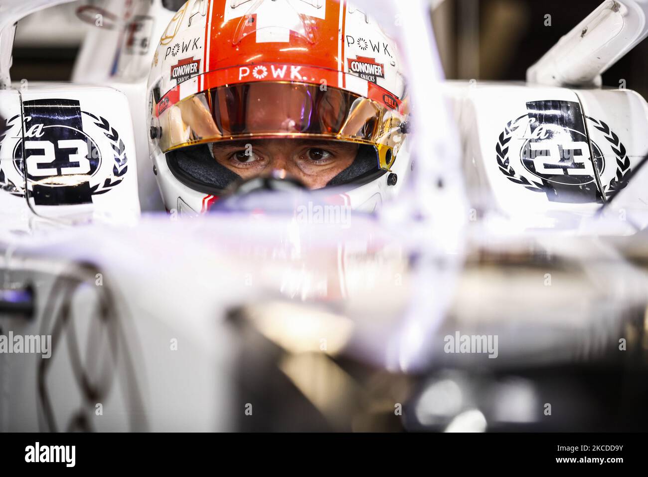 Ralph Boschung aus der Schweiz von Campos Racing, Portrait am dritten Tag des FIA Formel 2 Testens auf dem Circuit de Barcelona - Catalunya am 25. April 2021 in Montmelo, Spanien. (Foto von Xavier Bonilla/NurPhoto) Stockfoto