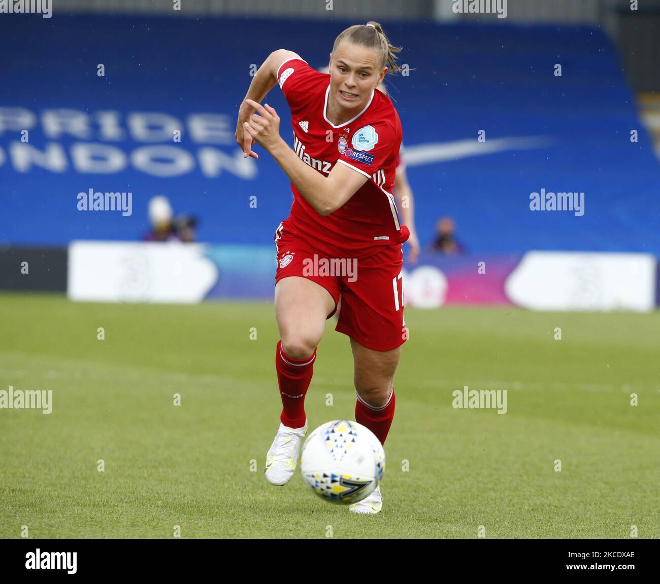Klara Buhl Von Den Damen Des FC Bayern M nchen Beim Halbfinale Der klara-buhl-von-den-damen-des-fc-bayern-m-nchen-beim-halbfinale-der