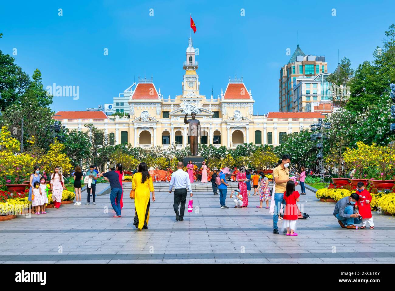 Walking Street Morning Lunar New Year in der Innenstadt vor der Stadt Volkskomitee locken viele Touristen zu besuchen, in Ho Chi Minh City, Vietnam Stockfoto