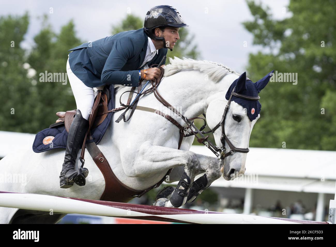 Ein Reiter nimmt am Equestrian King's Cup Teil, der Teil der Longines Global Champions Tour Equestrian CSI 5 ist, und zwar im Country Club der Villa de Madrid. 23. Mai 2021 Spanien (Foto von Oscar Gonzalez/NurPhoto) Stockfoto