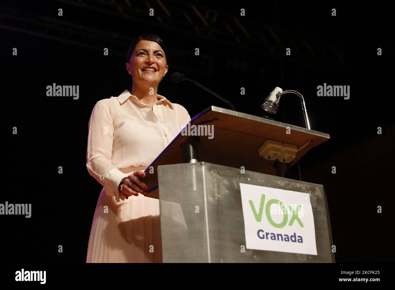 Macarena Olona während einer Kundgebung der rechtsextremen Partei VOX am 4. Juni 2021 in Granada, Spanien. (Foto von Álex Cámara/NurPhoto) Stockfoto