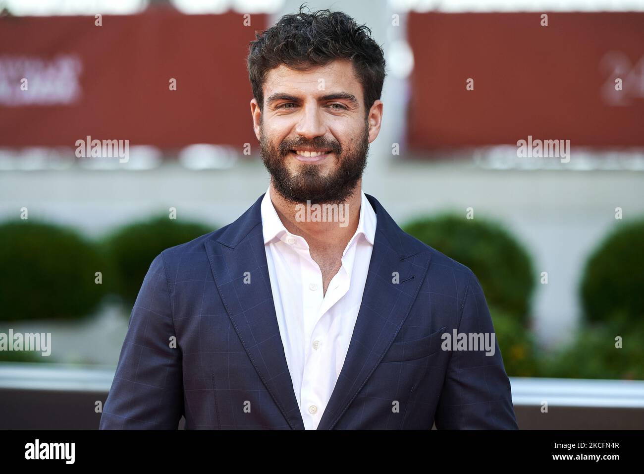 Maxi Iglesias nimmt am 5. Juni 2021 am Tag 3, 24. am Roten Teppich von Malaga im Miramar Hotel in Malaga, Spanien, Teil. (Foto von Carlos Dafonte/NurPhoto) Stockfoto