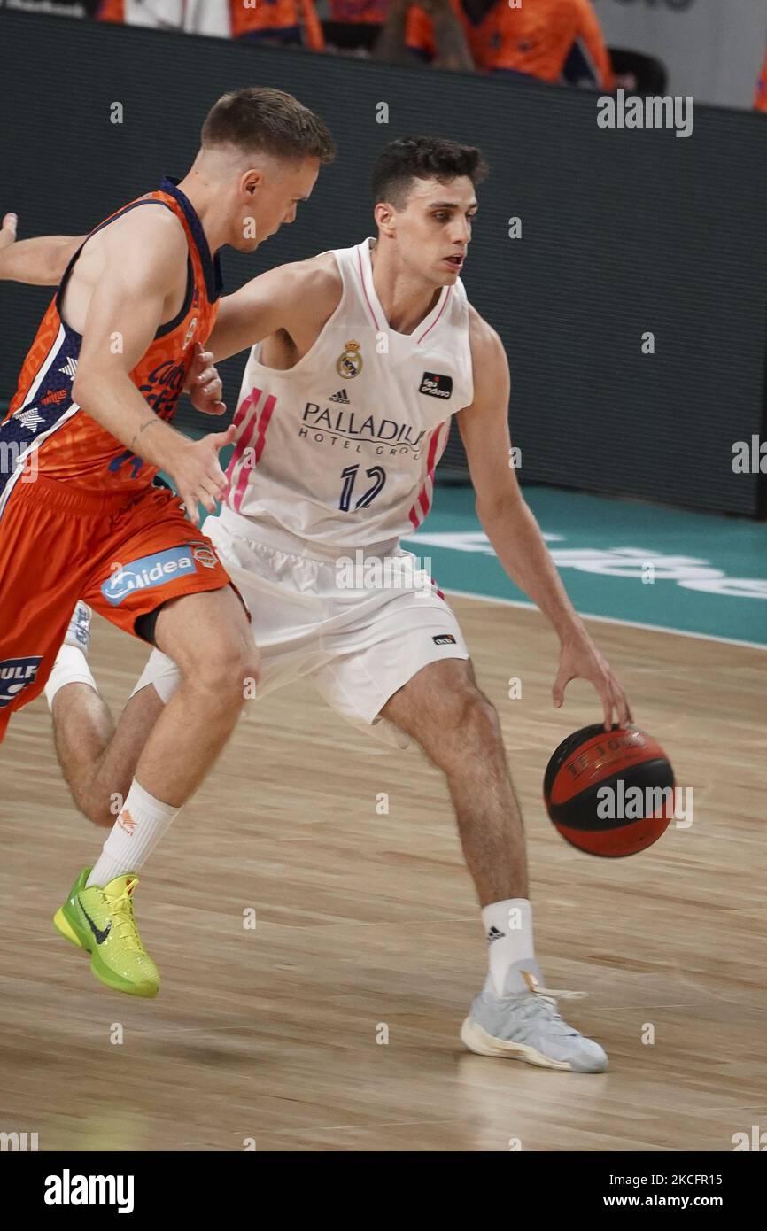 Carlos Alocn von Real Madrid während des ersten Spiels des Halbfinales der Endesa League zwischen Real Madrid und Valencia Basketen im WiZink Center in Madrid, 6. Juni 2021 (Foto: Oscar Gonzalez/NurPhoto) Stockfoto