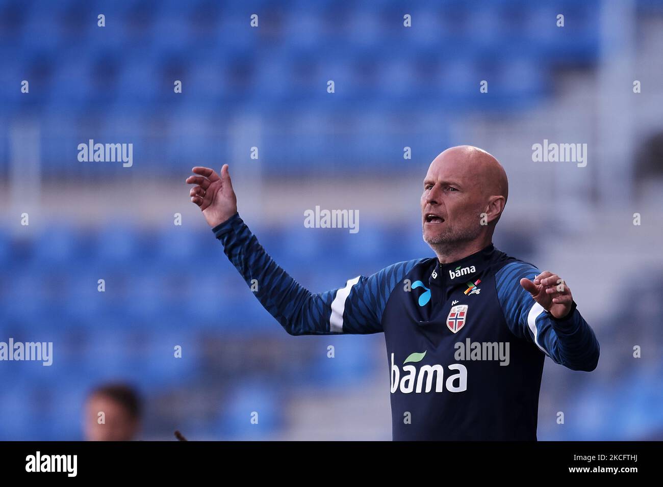 Abgestandener Solbakken-Cheftrainer aus Norwegen reagiert während des internationalen Freundschaftsspiel zwischen Norwegen und Luxemburg im Estadio La Rosaleda am 2. Juni 2021 in Malaga, Spanien. (Foto von Jose Breton/Pics Action/NurPhoto) Stockfoto