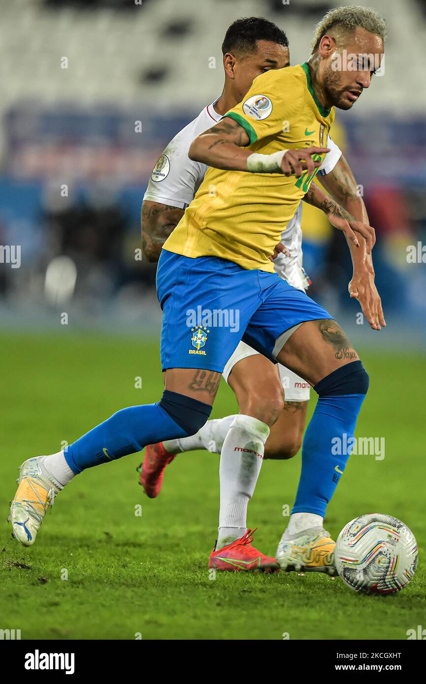 Neymar Brasilianer bei einem Spiel gegen Peru im Engenhão-Stadion für die Copa América 2021, an diesem Montag(05). (Foto von Thiago Ribeiro/NurPhoto) Stockfoto