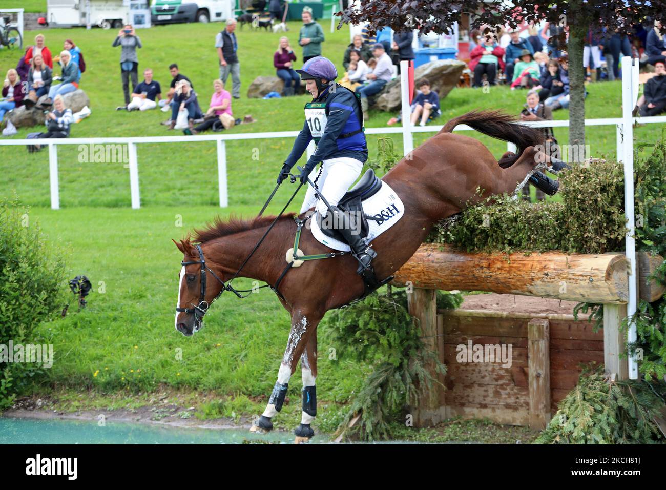 Zara Tindall Riding Class Affair während des 4* Cross Country Events im Barbury Castle International Horse Trials, Marlborough, Wiltshire, UK am Sonntag, 11.. Juli 2021. (Foto von Jon Bromley/MI News/NurPhoto) Stockfoto