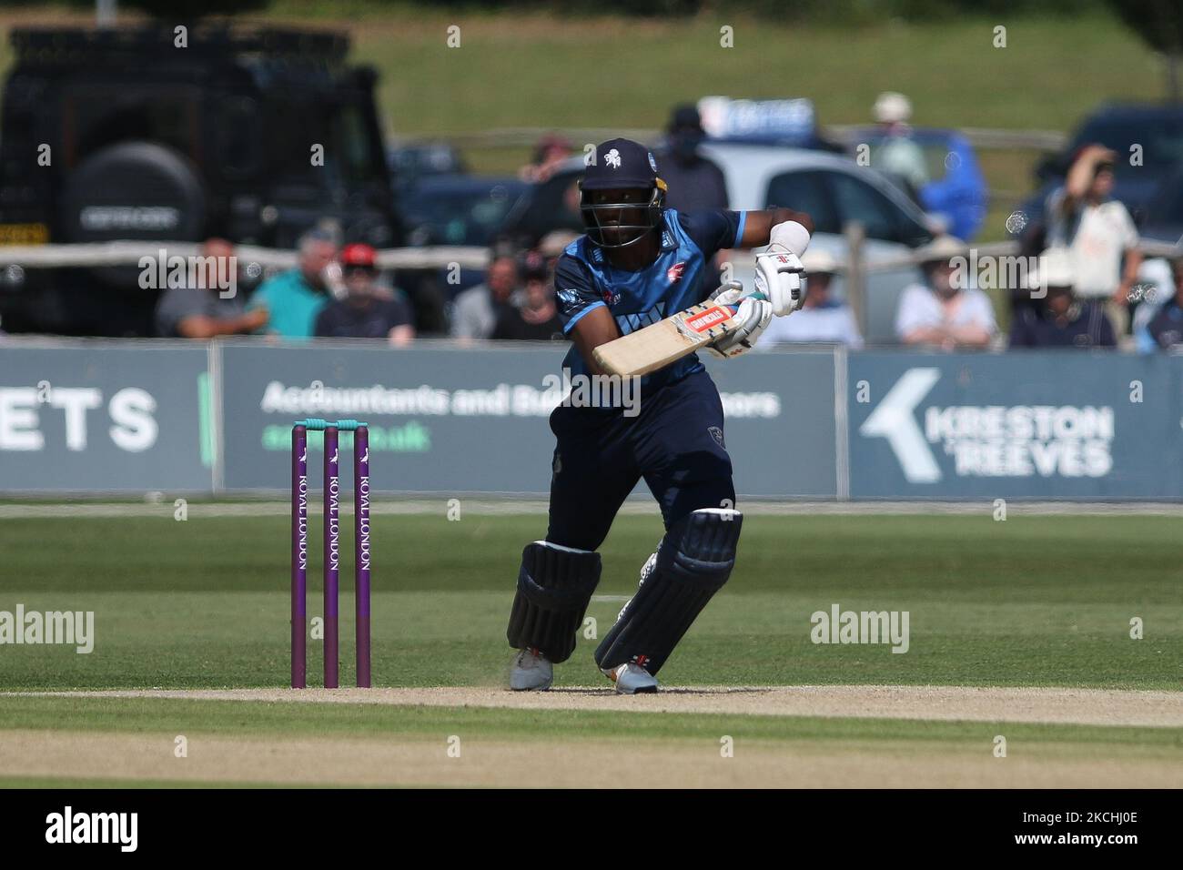 Tawanda MUYEYE von Kent Fledermäuse während des Royal London One Day Cup-Spiels zwischen Kent und Durham auf dem County Ground, Beckenham, Großbritannien, am 22.. Juli 2021. (Foto von will Matthews/MI News/NurPhoto) Stockfoto