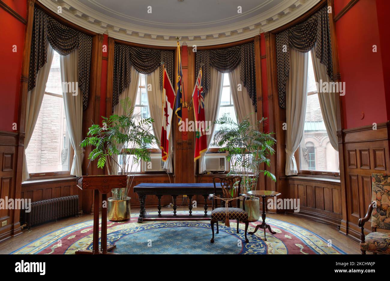 Suite der Vizegouverneure im Legislativgebäude von Ontario in Toronto, Ontario, Kanada, am 06. Juni 2011. Der Vizegouverneur ist der Vizegalvertreter in einer Provinzgerichtsbarkeit der kanadischen Monarchin und Staatsoberhaupt, Königin Elizabeth II., die überwiegend in ihrem ältesten Reich, dem Vereinigten Königreich, lebt. Das Legislativgebäude von Ontario beherbergt die Vizegouveräntsuite des Vizegouverneurs von Ontario, die Legislativversammlung von Ontario und Büros für Mitglieder des provinzparlaments (MPPS). (Foto von Creative Touch Imaging Ltd./NurPhoto) Stockfoto