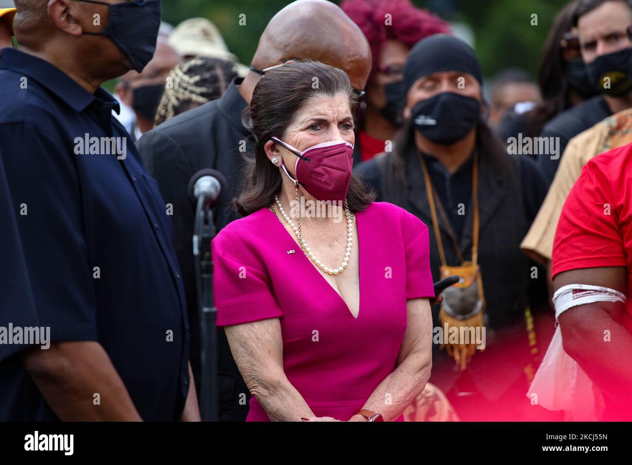 Luci Baines Johnson, die Tochter des ehemaligen Präsidenten Lyndon B. Johnson, nimmt am 2. August 2021 an der Moralmontagsdemonstration und zivilen Ungehorsams in der Nähe des US-Kapitols in Washington, D.C. Teil (Foto: Bryan Olin Dozier/NurPhoto) Stockfoto
