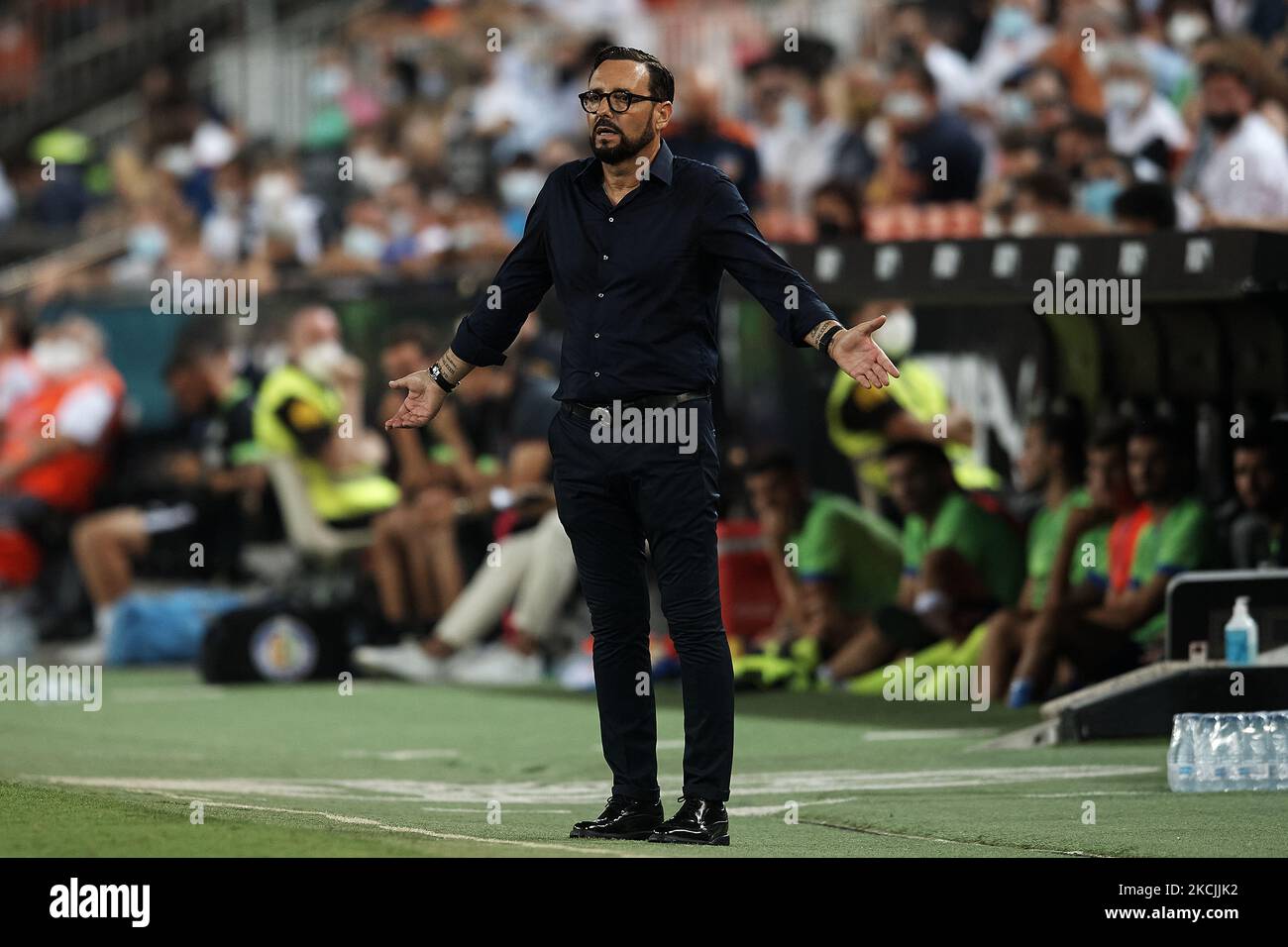 Jose Bordalas, Cheftrainer von Valencia, reagiert beim La Liga Santader-Spiel zwischen Valencia CF und Getafe CF am 13. August 2021 im Estadio Mestalla in Valencia, Spanien. (Foto von Jose Breton/Pics Action/NurPhoto) Stockfoto