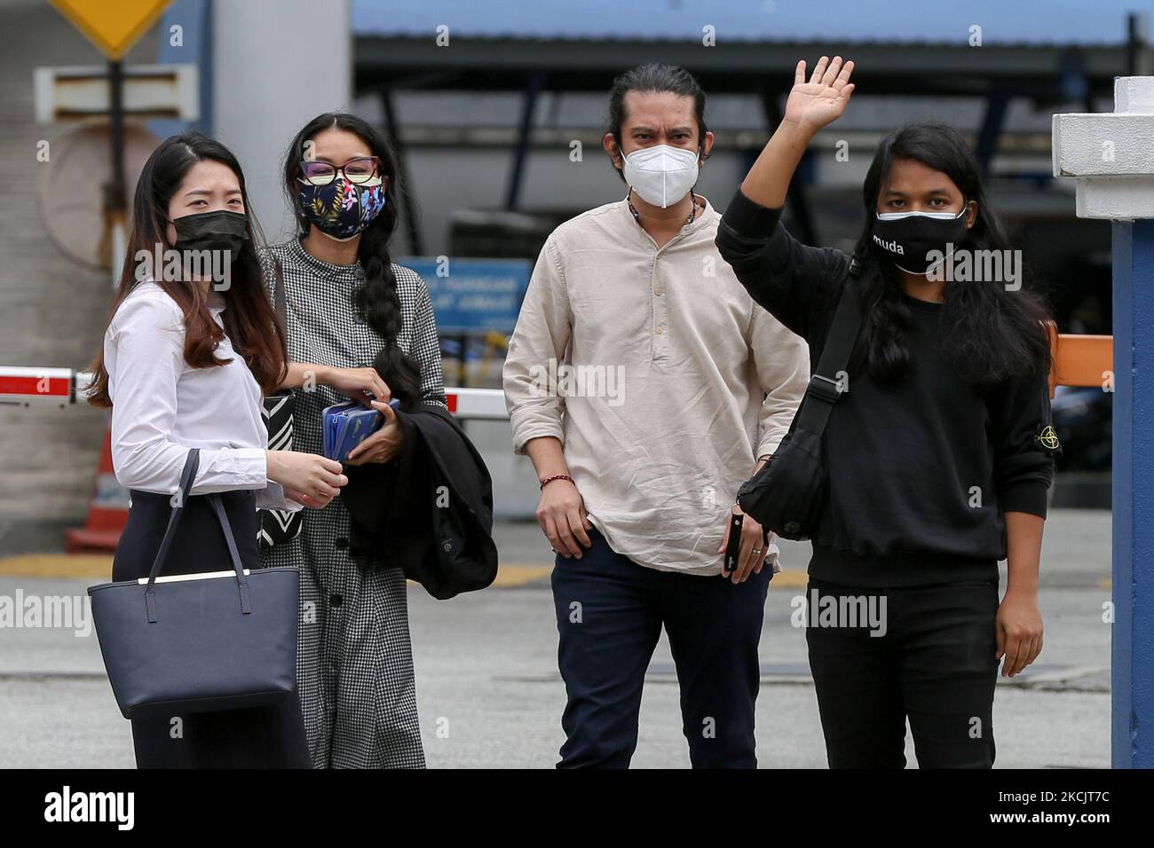 Amir Abdul Hadi (R), der ProtemFührer der malaysischen Vereinigten
