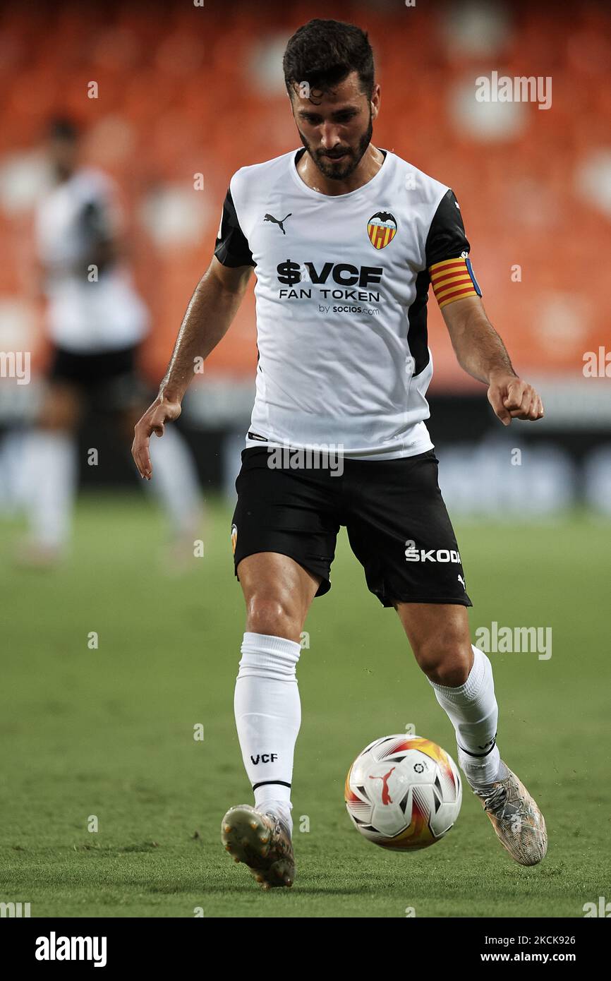 Jose Gaya aus Valencia in Aktion während des Vorsaison-Freundschaftsspiel zwischen dem FC Valencia und dem AC Mailand im Estadi de Mestalla am 4. August 2021 in Valencia, Spanien. (Foto von Jose Breton/Pics Action/NurPhoto) Stockfoto