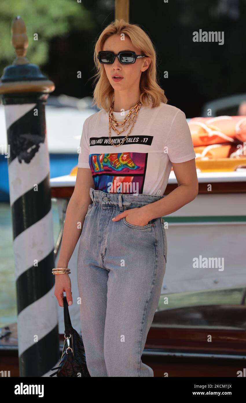 Sarah Gadon während der Internationalen Filmfestspiele Venedig 78. am 06. September 2021 in Venedig, Italien. (Foto von Matteo Chinellato/NurPhoto) Stockfoto