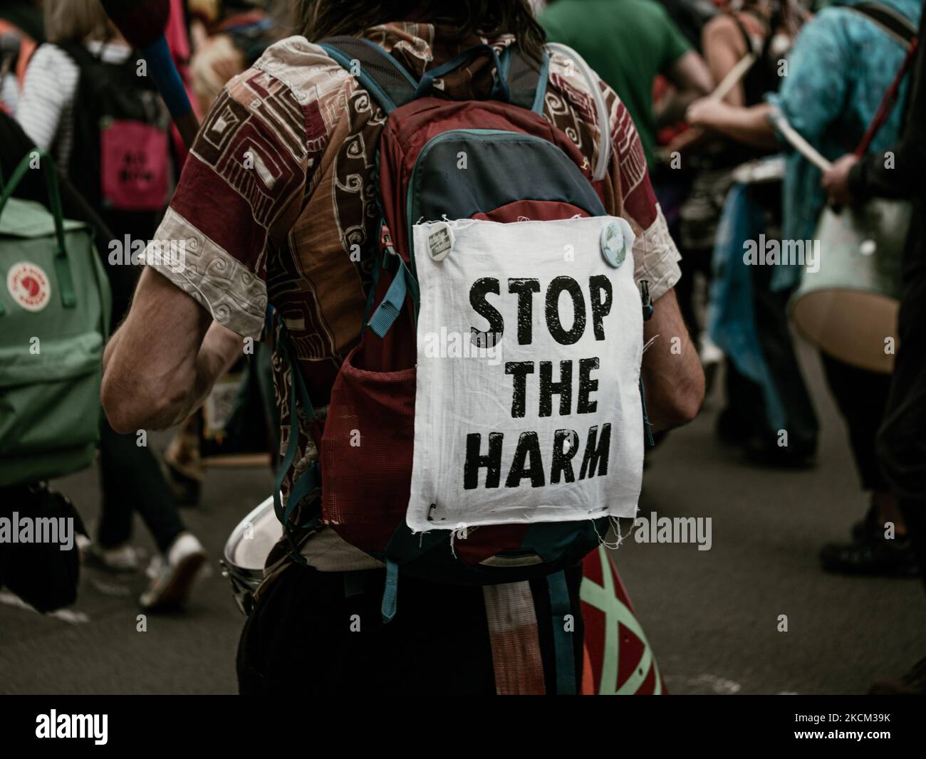 Extinction Rebellion, Stop Ecoside International, Amazon Rebellion und andere Organisationen marschierten am 4.. Samstag in London, Großbritannien, und forderten, alle Investitionen in fossile Brennstoffe zu stoppen. (Foto von Chrissa Giannakoudi/NurPhoto) Stockfoto