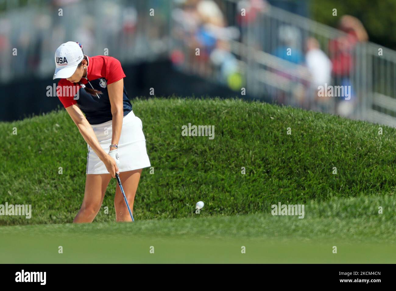 Yealimi Noh vom Team USA trifft sich am Montag im Rahmen der Einzelpaarungen des Solheim Cup 2021 im Inverness Club in Toledo, Ohio, USA, aus dem Bunker auf dem ersten Loch. 6. September 2021. (Foto von Jorge Lemus/NurPhoto) Stockfoto
