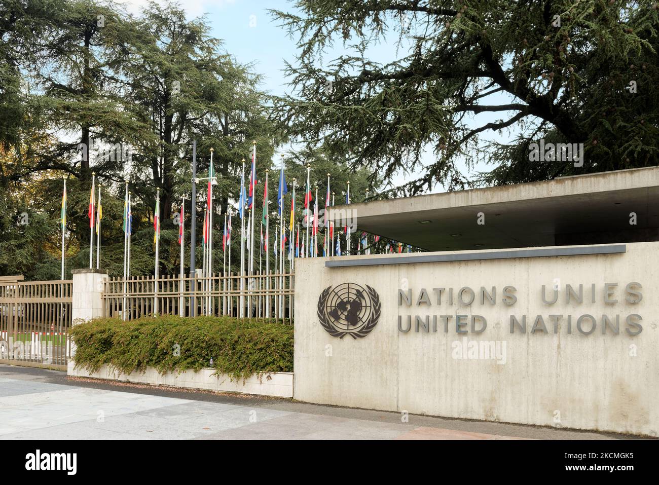 Vordereingang des Büros der Vereinten Nationen in Genf, Schweiz Stockfoto