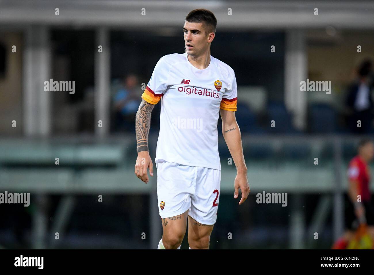 Gianluca Mancini (Roma) während des Spiels Hellas Verona FC gegen AS Roma in der italienischen Fußballserie A am 19. September 2021 im Marcantonio Bentegodi-Stadion in Verona, Italien (Foto: Ettore Griffoni/LiveMedia/NurPhoto) Stockfoto