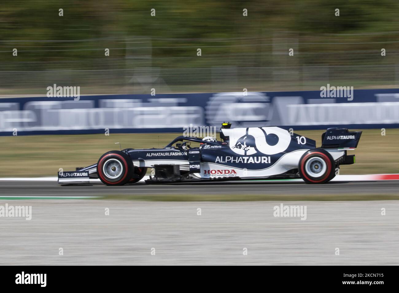 Pierre Gasly, Alpha Tauri, tritt beim Formel 1 Heineken Gran Premio D'italia 2021, Grand Prix von Italien, 14. Lauf der FIA Formel 1 Weltmeisterschaft 2021 vom 9. Bis 12. September 2021 auf dem Autodromo Nazionale di Monza in Monza, Italien, an. (Foto von Cesare Grasselli/NurPhoto) Stockfoto