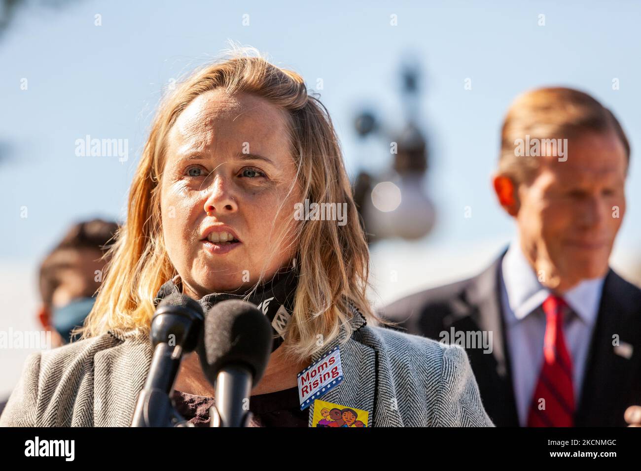 Ruth Martin von MomsRising spricht auf einer Pressekonferenz über den Zugang zu Abtreibungen und das Frauengesundheitsschutzgesetz. (Foto von Allison Bailey/NurPhoto) Stockfoto