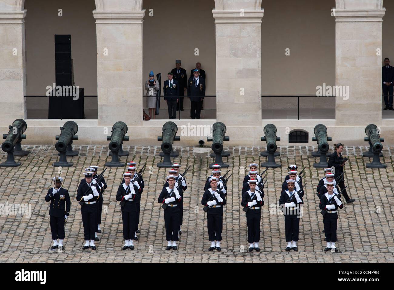 Das Invalidengericht mit dem Militär, das während der nationalen Ehrung des Obergefreiten Maxime Blasco eingesetzt wurde, der am 24. September in Mali, am 29. September 2021 in Paris, getötet wurde. (Foto von Andrea Savorani Neri/NurPhoto) Stockfoto