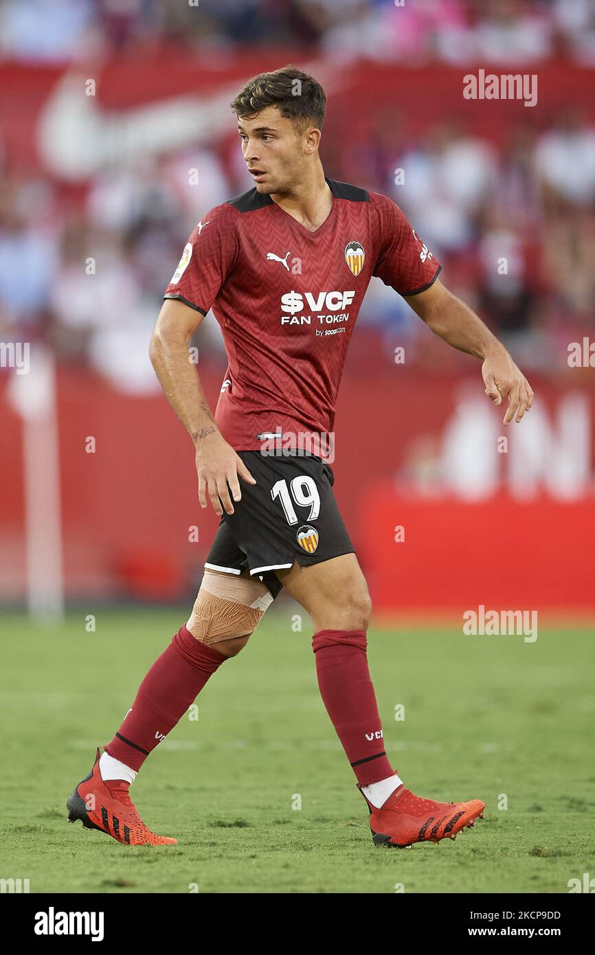 Hugo Duro aus Valencia beim Spiel La Liga Santander zwischen dem FC Sevilla und dem FC Valencia im Estadio Ramon Sanchez Pizjuan am 22. September 2021 in Sevilla, Spanien. (Foto von Jose Breton/Pics Action/NurPhoto) Stockfoto