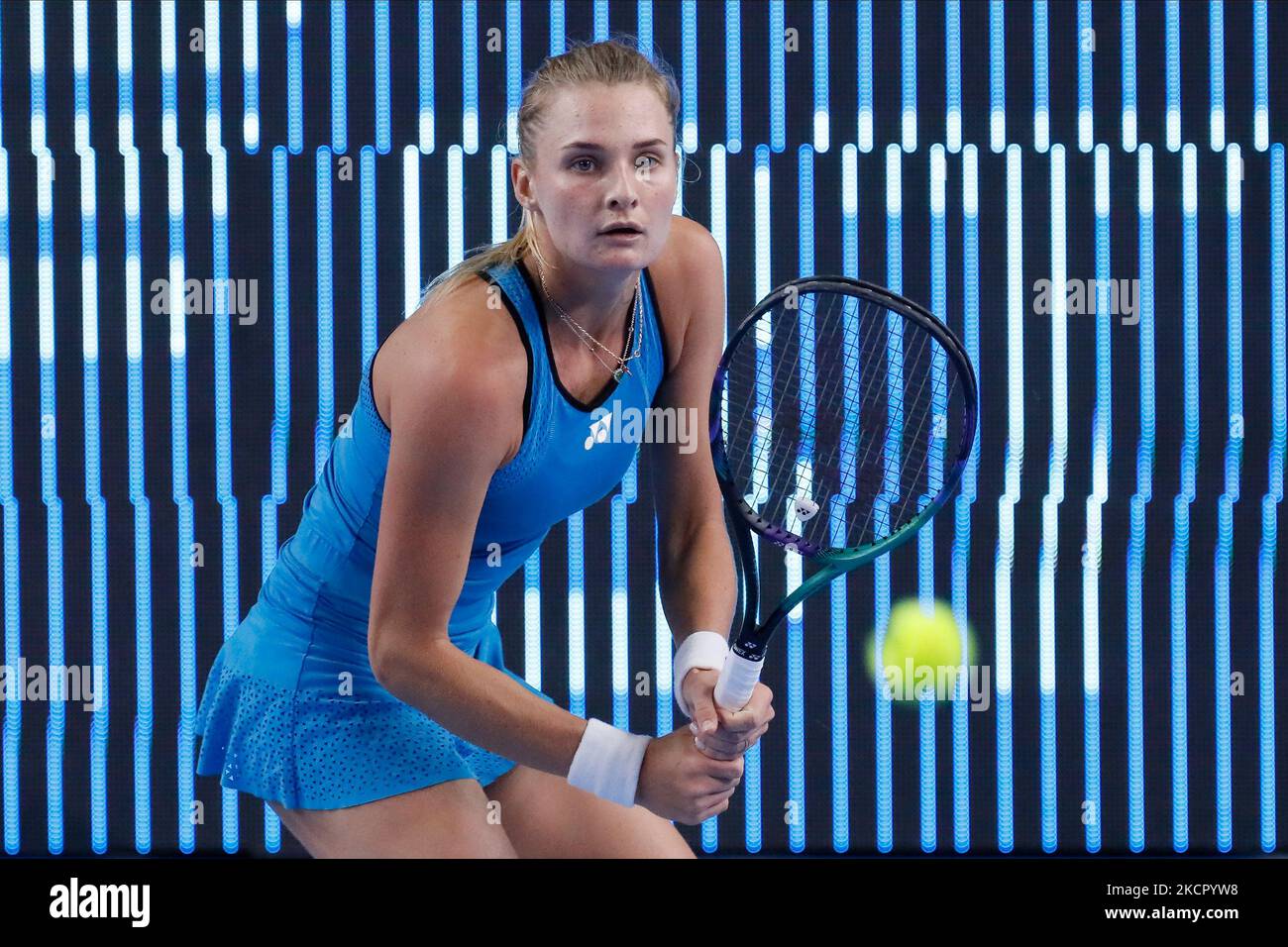 Dayana Jastremska aus der Ukraine während des Frauen-Einzel-Tennisspiels der WTA 500 VTB Kremlin Cup 2021 gegen Anna Königskaja aus Russland am 32 18. Oktober 2021 im Turnpalast Irina Viner-Usmanova in Moskau, Russland. (Foto von Mike Kireev/NurPhoto) Stockfoto