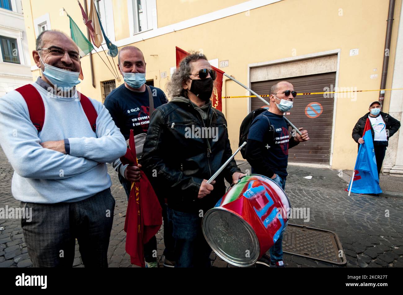 Hunderte von Arbeitern aus Whirlpool in Neapel und Elica in Anconara protestierten unter dem Ministerium für wirtschaftliche Entwicklung (Mise) gegen Entlassungen der Unternehmen und forderten die Regierung am 19. Oktober 2021 in Rom, Italien, um Gewissheiten für die Zukunft. (Foto von Andrea Ronchini/NurPhoto) Stockfoto
