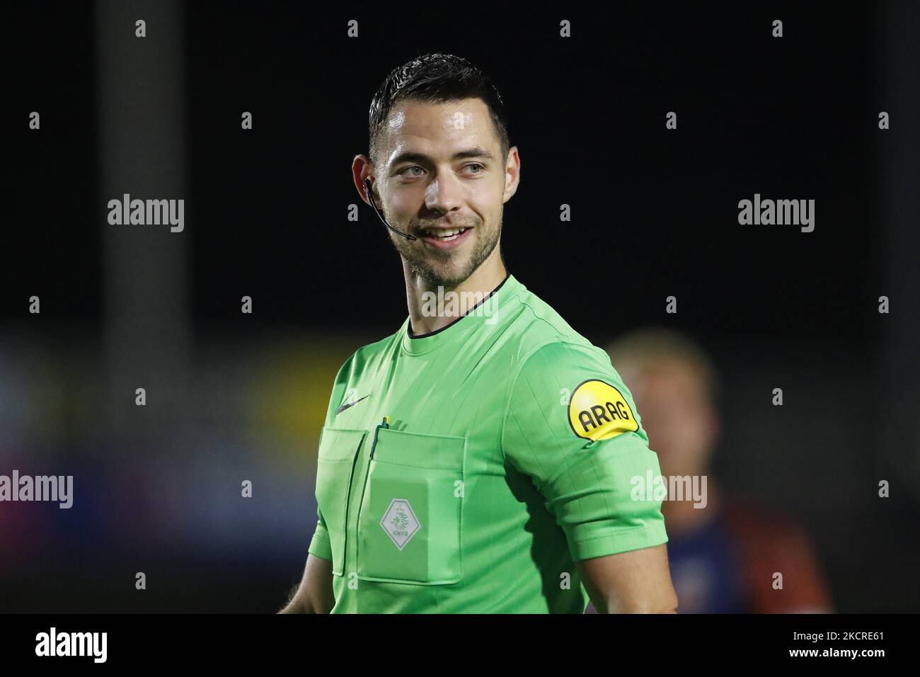 Werkendam - Schiedsrichter Marc Nagtegaal beim Toto KNVB Cup Spiel zwischen Kozak Boys und Vitesse im Sportpark de Zwaaier am 19. Oktober 2022 in Werkendam, Niederlande. ANP | Niederländische Höhe | BART STOUTJEDIJK Stockfoto