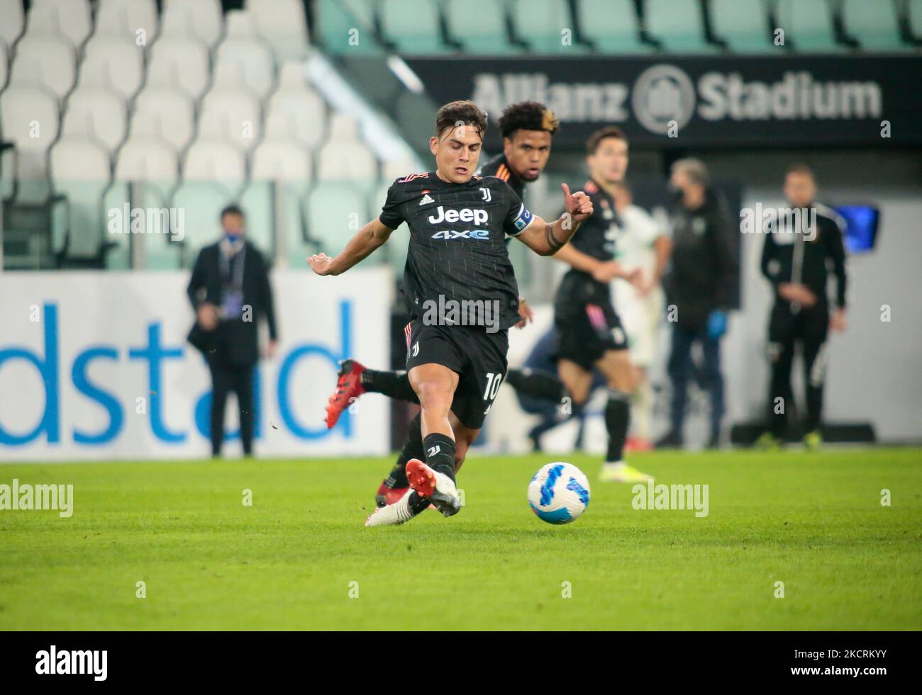 Paulo Dybala (FC Juventus) während des Fußballspiels der italienischen Serie A zwischen dem FC Juventus und dem US-amerikanischen Sassuolo am 27. Oktober 2021 im Allianz-Stadion in Turin, Italien (Foto: Nderim Kaceli/LiveMedia/NurPhoto) Stockfoto