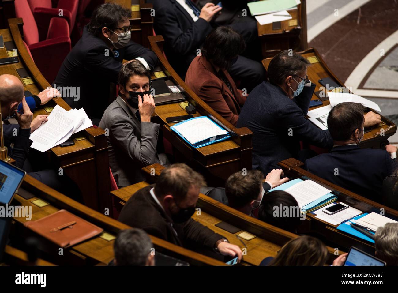 Gabriel Attal, Regierungssprecher, während der Fragestunde an die Regierung bei der Nationalversammlung in Paris am 23. November 2021. (Foto von Andrea Savorani Neri/NurPhoto) Stockfoto