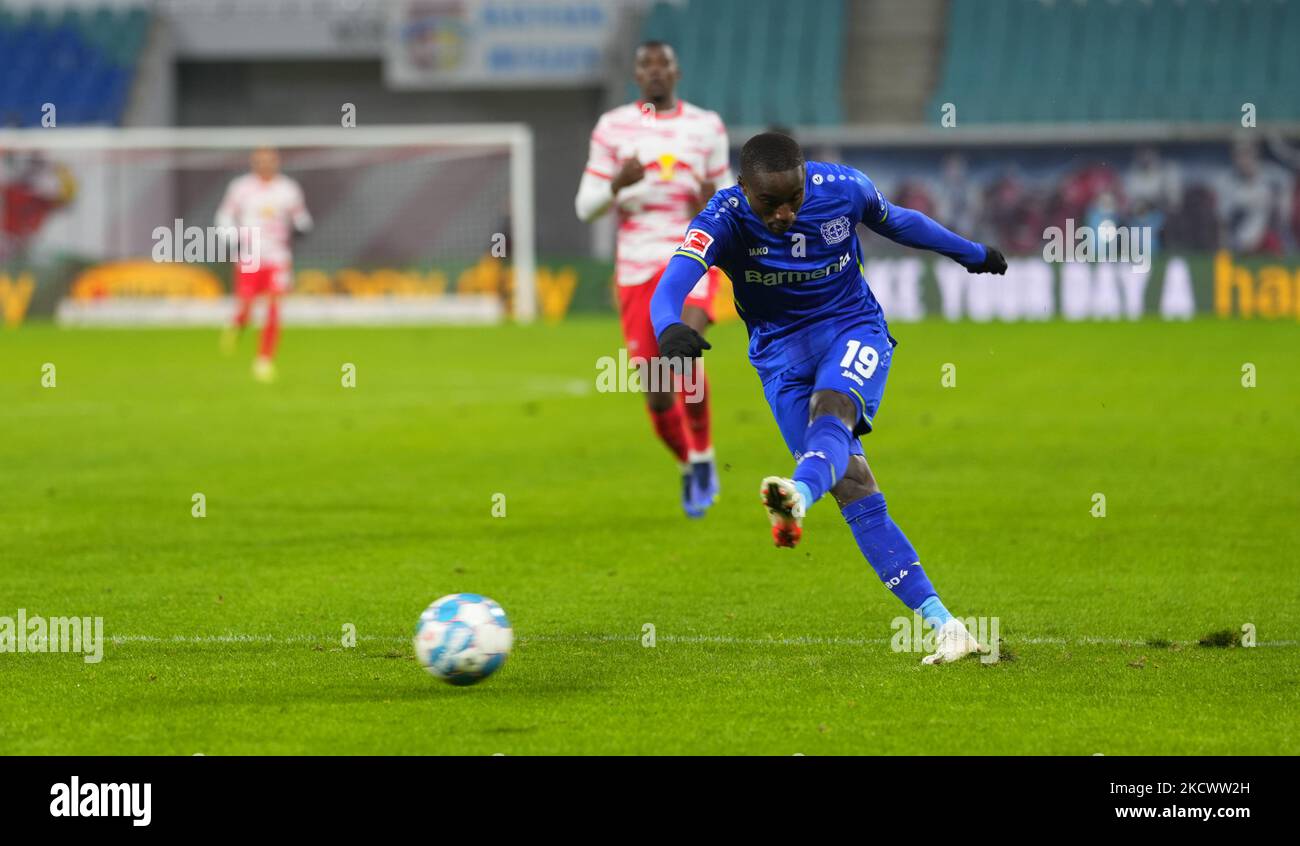 Moussa Diaby aus Leverkusen beim RB Leipzig gegen Leverkusen, Bundesliga, im Redbull-Stadion, Leipzig, Deutschland am 28. November 2021. (Foto von Ulrik Pedersen/NurPhoto) Stockfoto