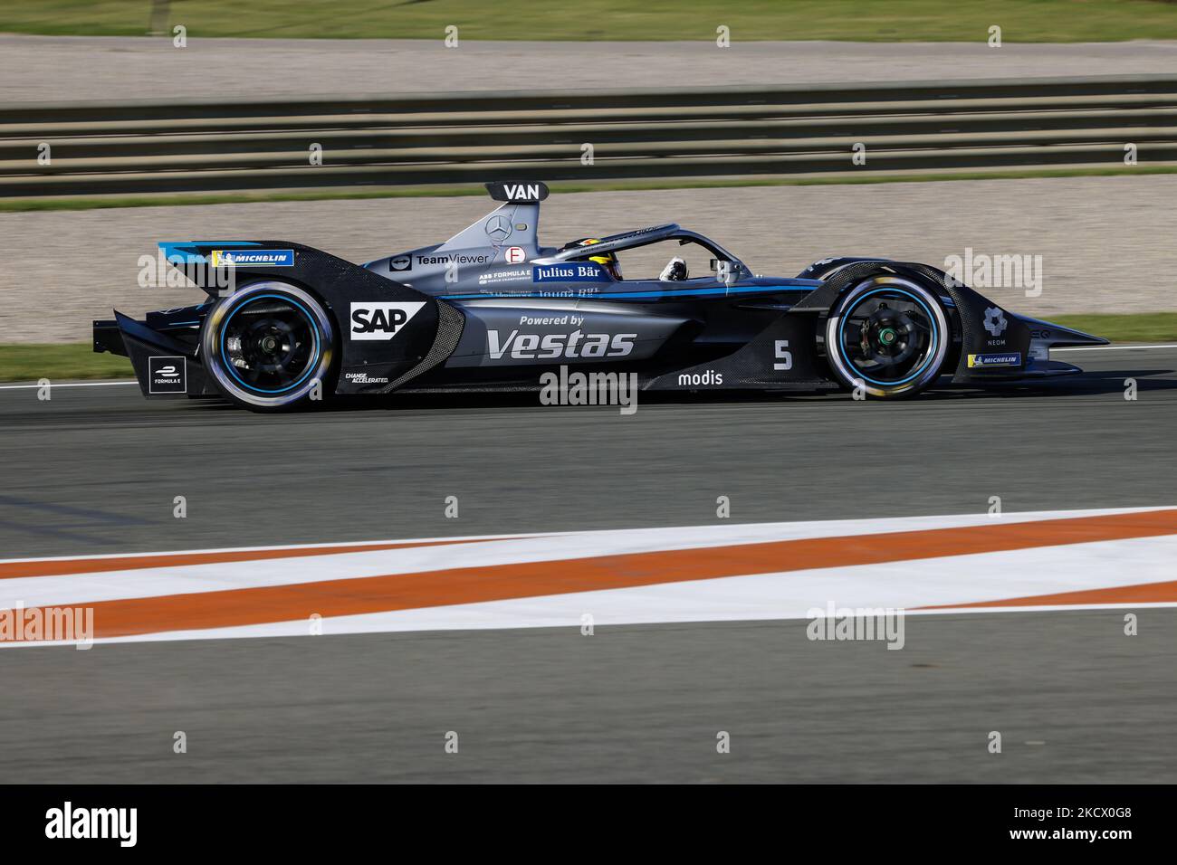 05 Stoffel Vandoorne (bel), Mercedes EQ Formula E Team, Aktion beim ABB Formel E Vorsaison-Test auf dem Circuit Ricardo Tormo in Valencia am 30. November in Spanien. (Foto von Xavier Bonilla/NurPhoto) Stockfoto